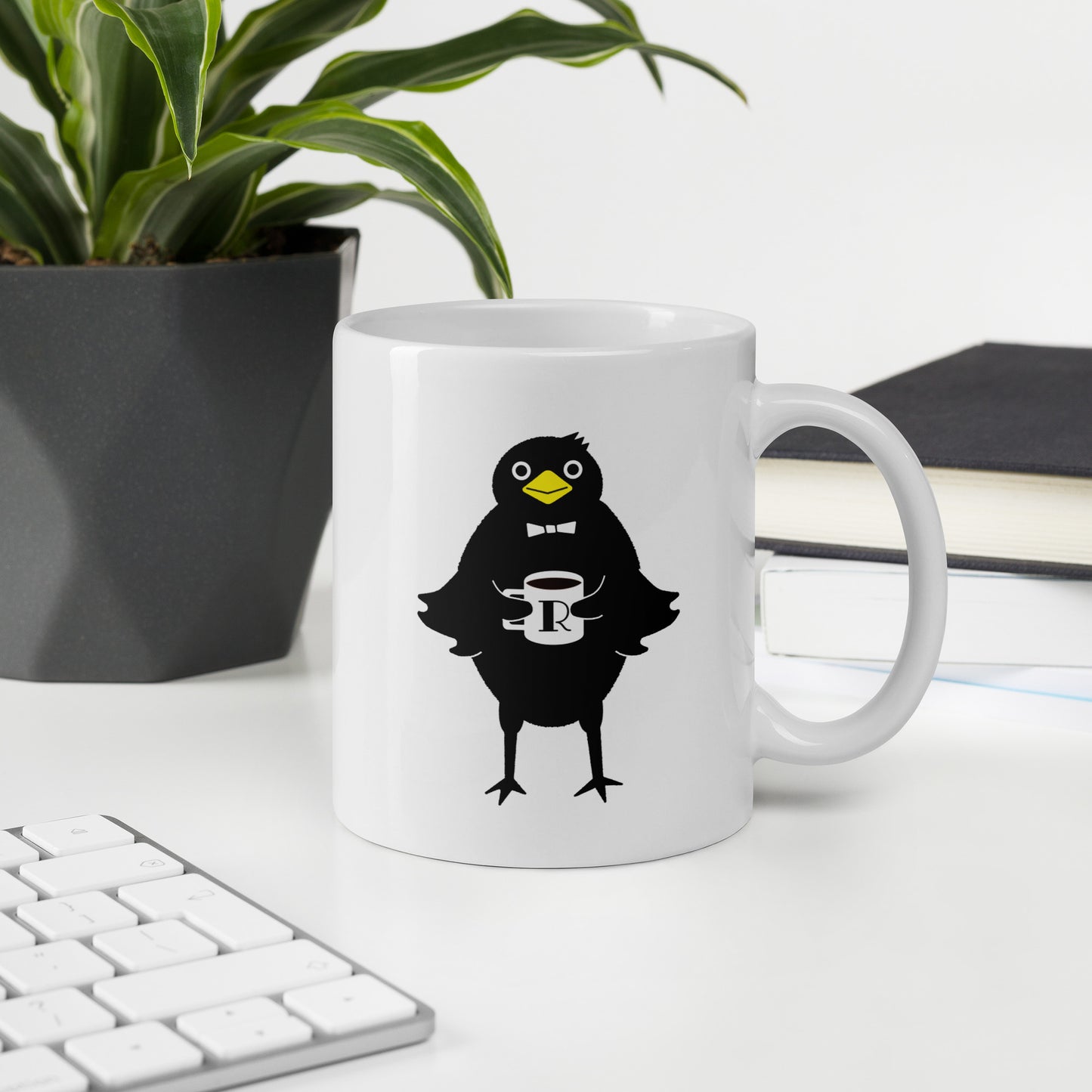 White glossy initial mug O