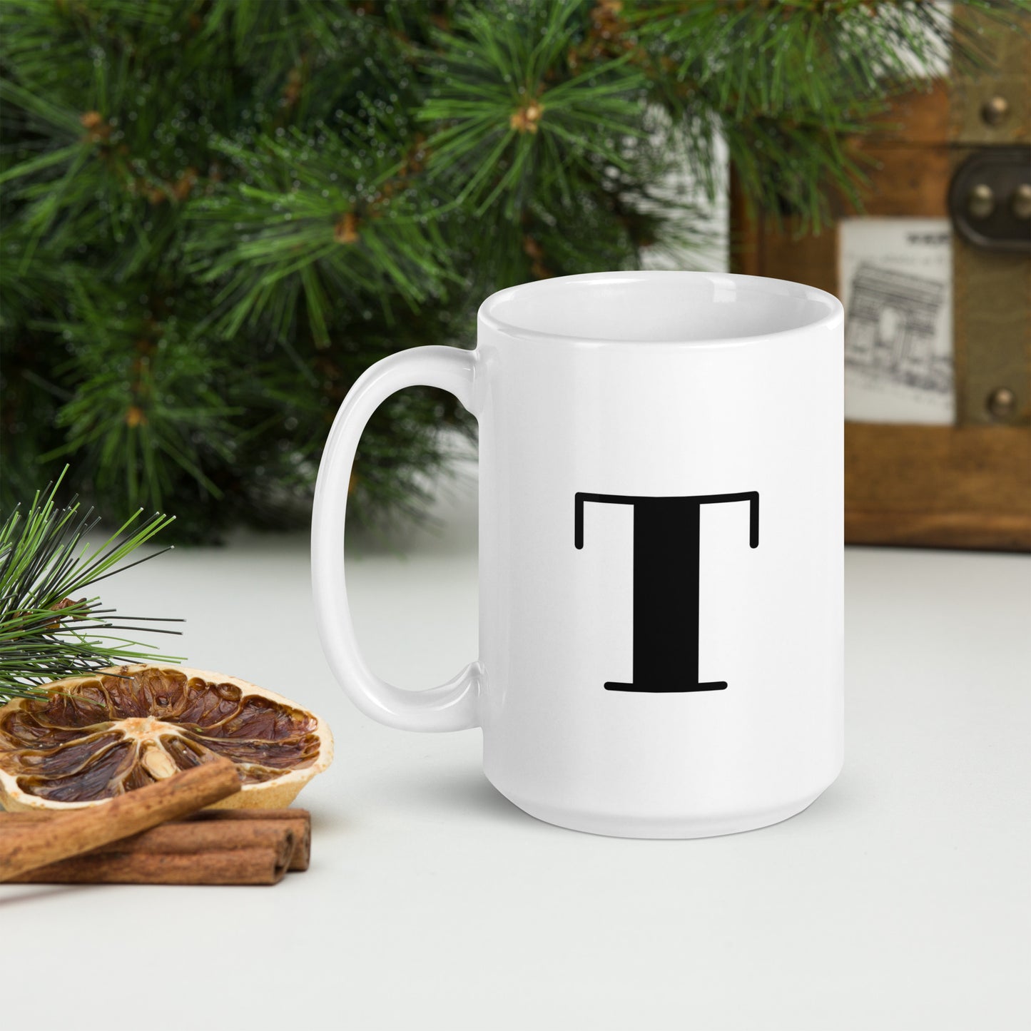 White glossy initial mug T